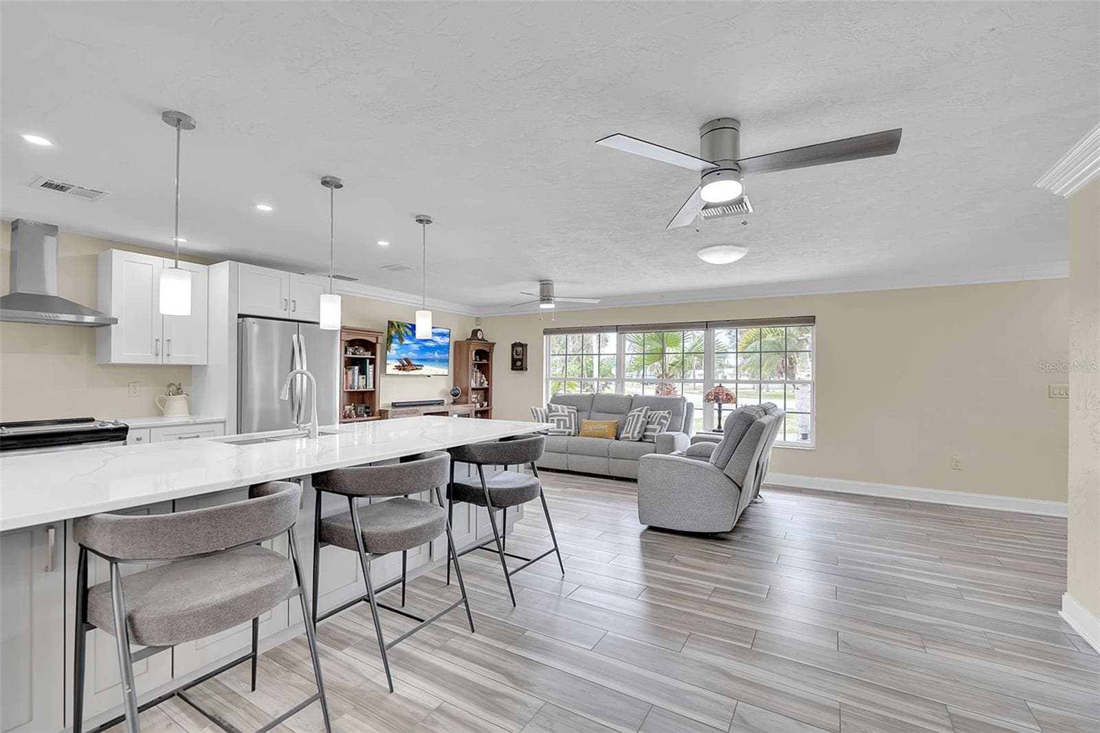 Single Family Residence at 332 SHORE DR, ELLENTON, photo 18 of 66
