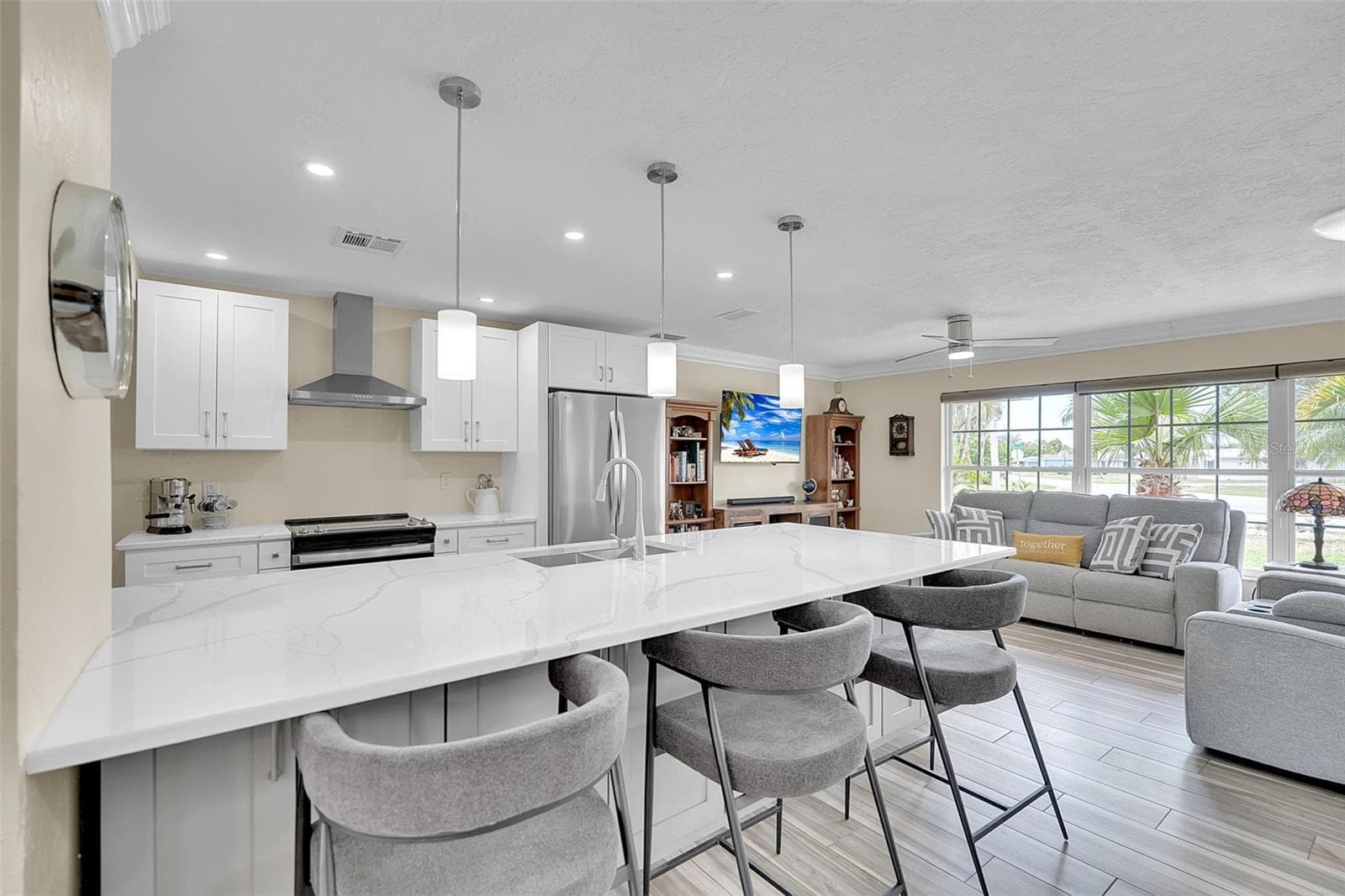 Single Family Residence at 332 SHORE DR, ELLENTON, photo 19 of 66