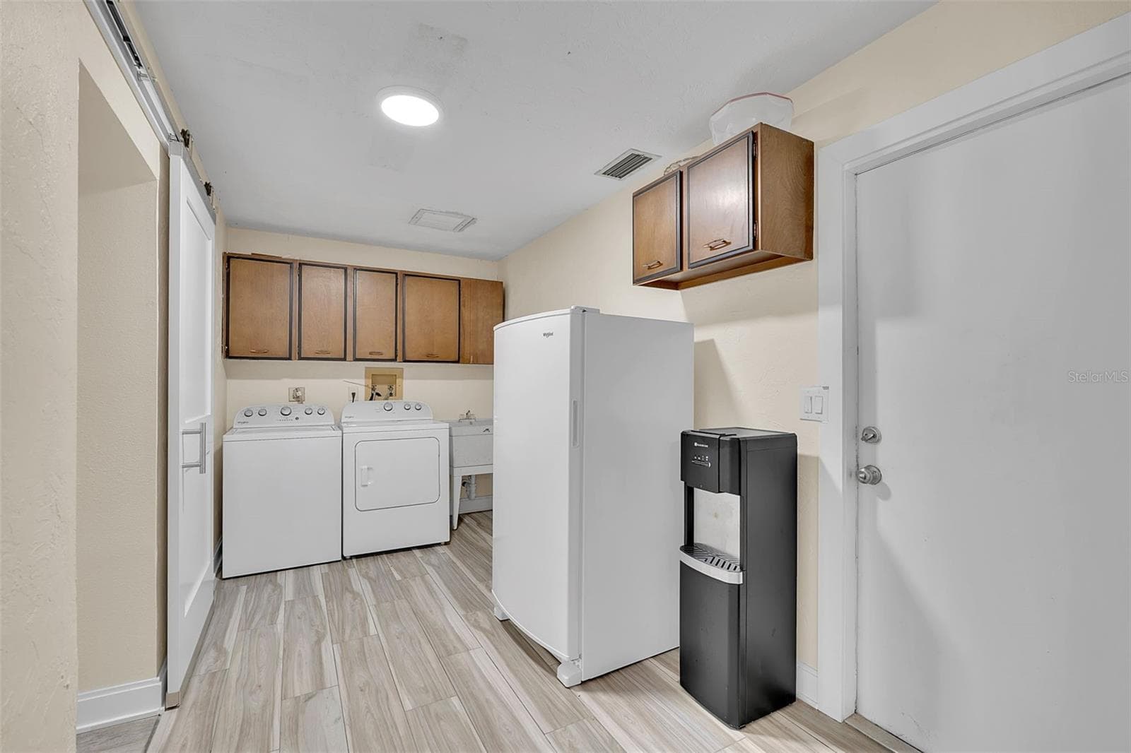 Laundry Room - 332 SHORE DR, ELLENTON