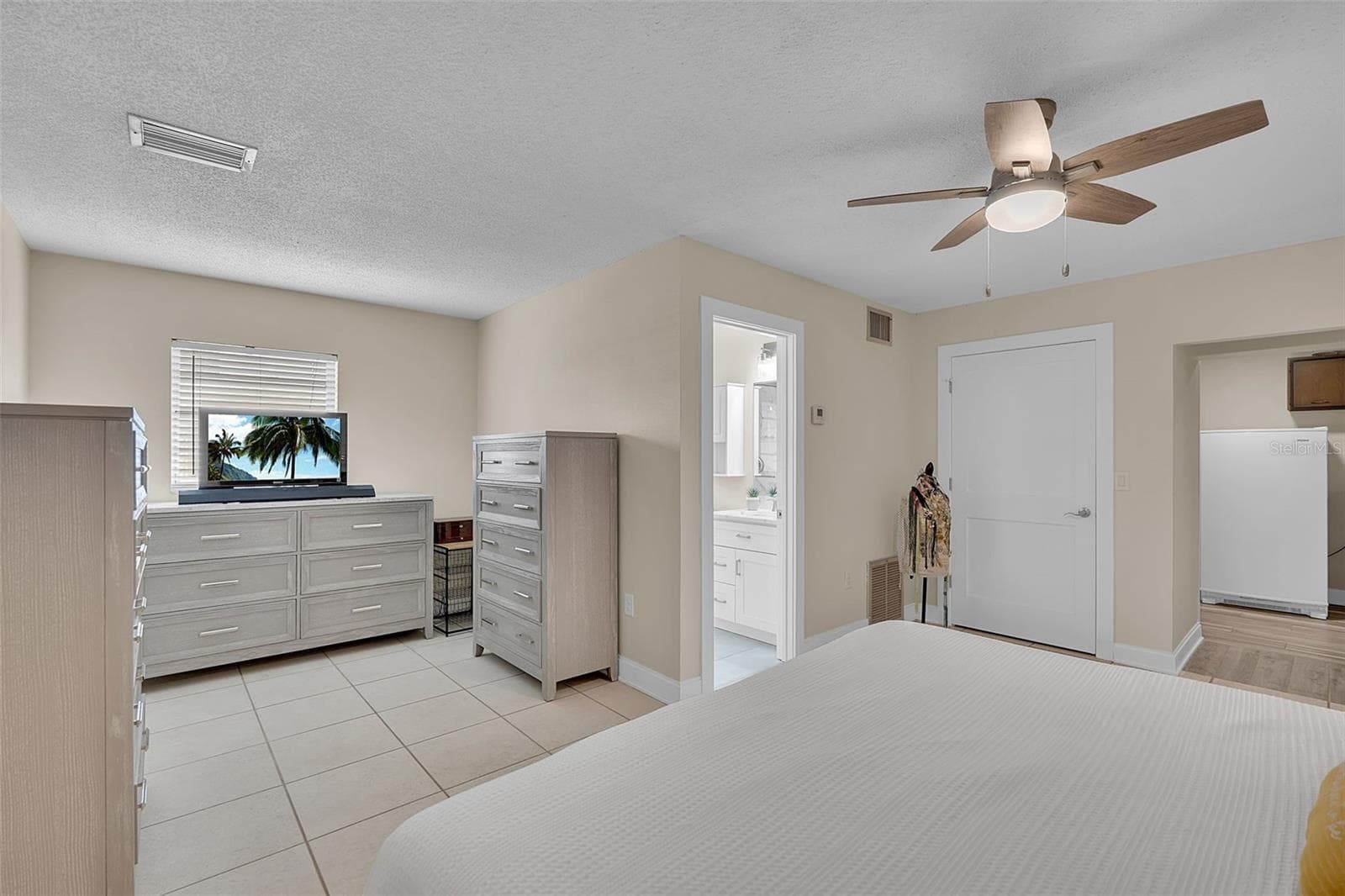 Single Family Residence at 332 SHORE DR, ELLENTON, photo 35 of 66