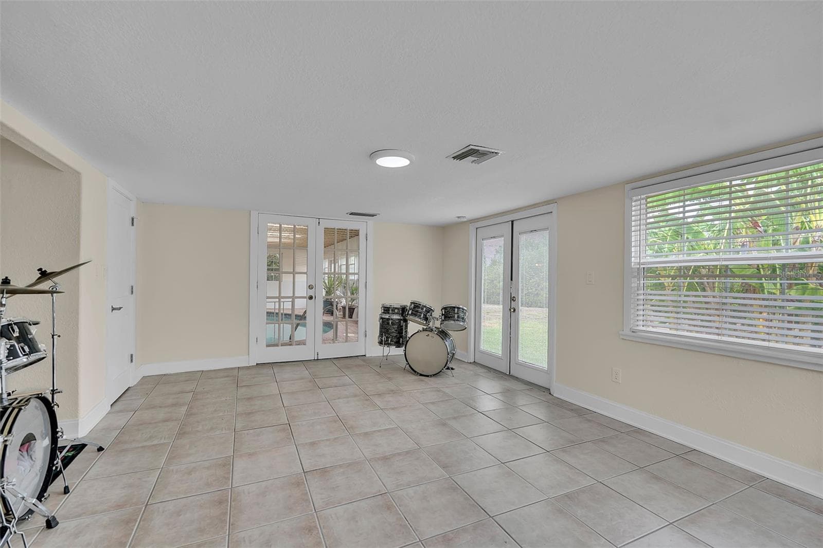 Single Family Residence at 332 SHORE DR, ELLENTON, photo 50 of 66