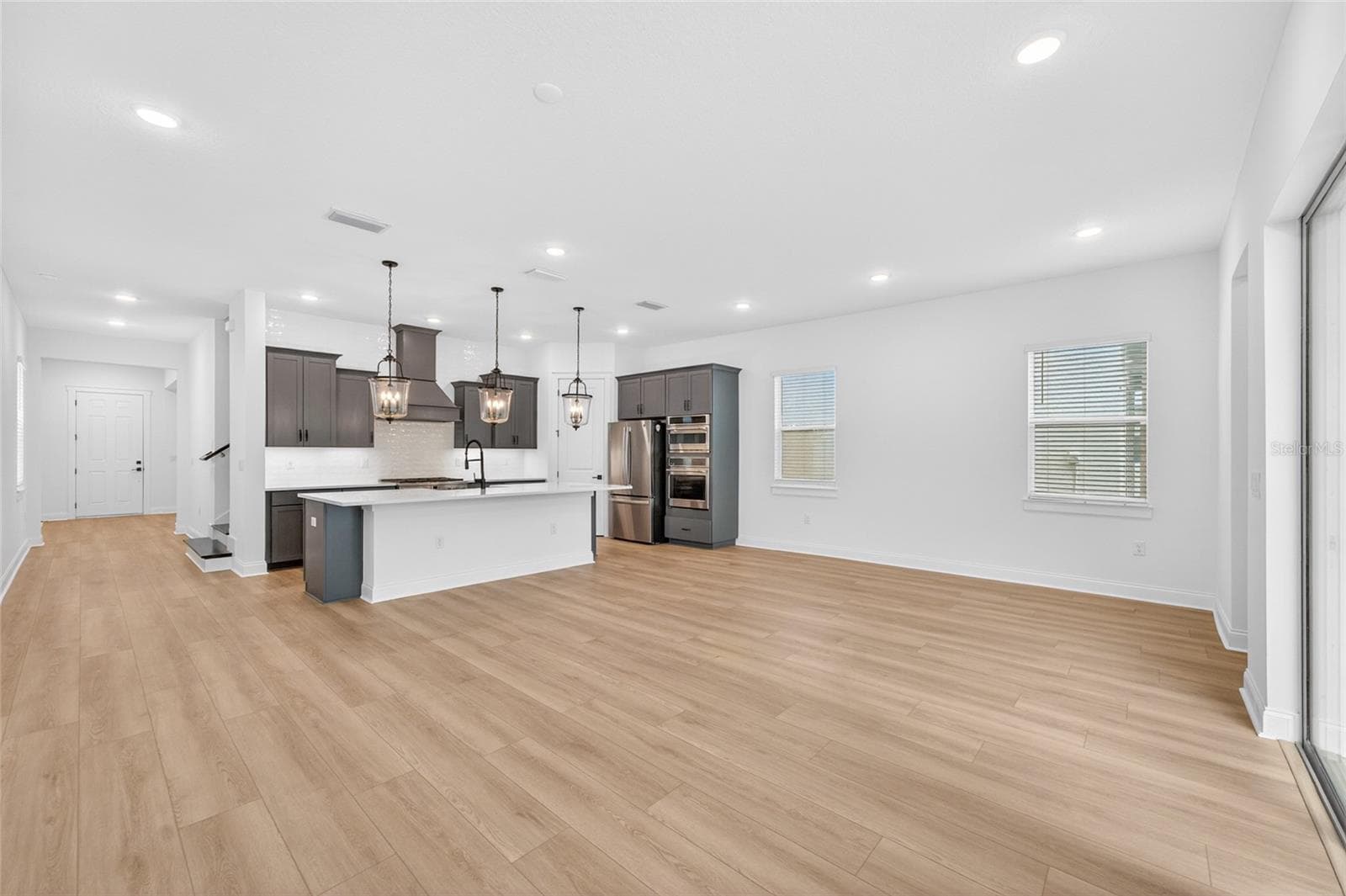 Single Family Residence at 15174 FIELD DAISY DR, WINTER GARDEN, photo 18 of 62