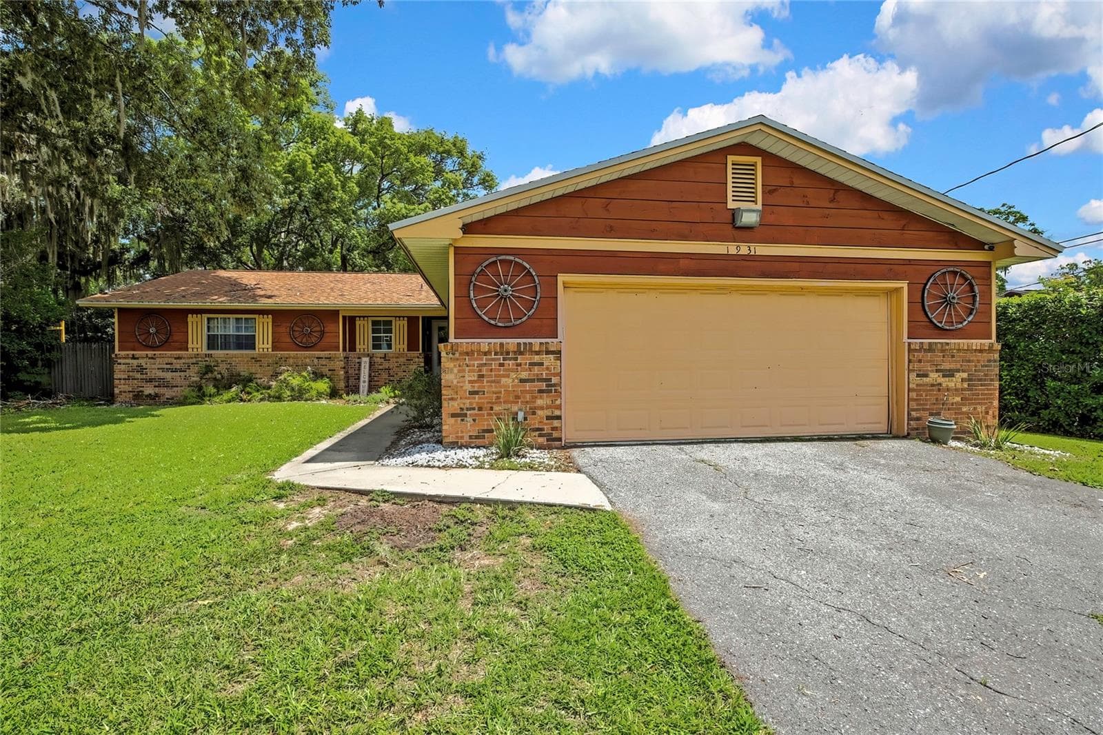 Single Family Residence at 1931 SE 39TH ST, OCALA, photo 2 of 34