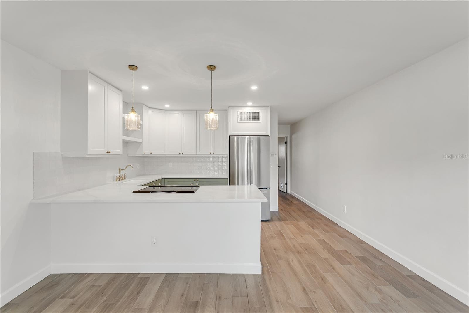 Condominium at 216 36TH AVE N #202B, ST PETERSBURG, photo 8 of 25