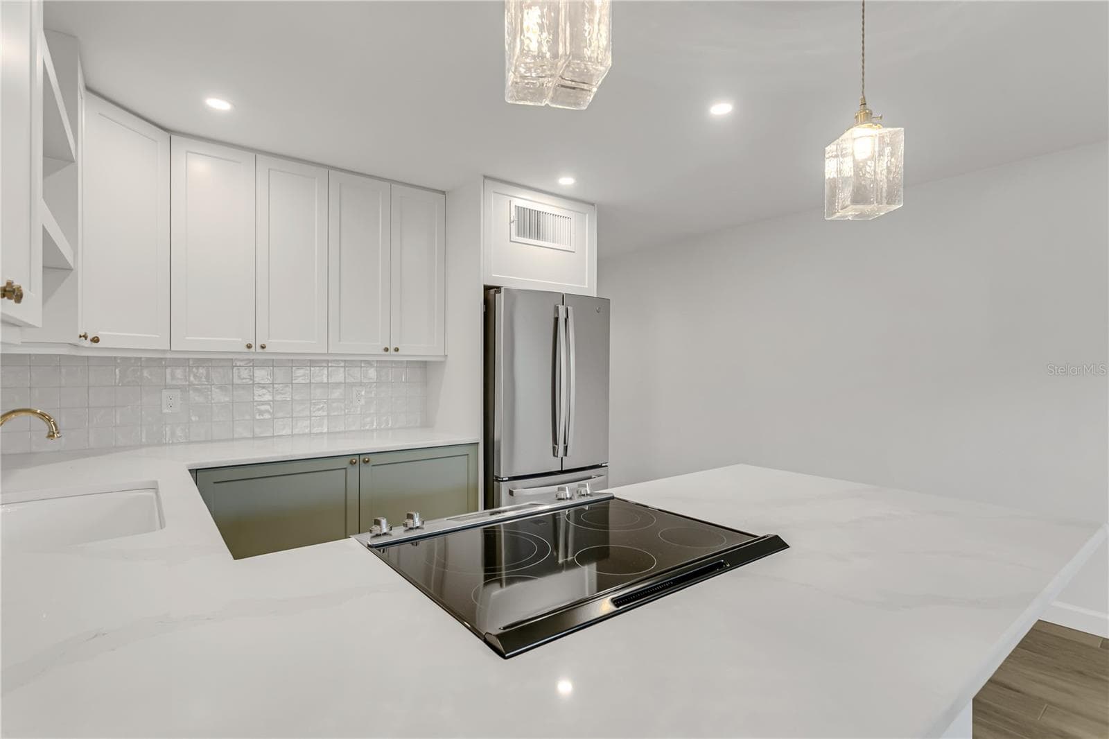 Condominium at 216 36TH AVE N #202B, ST PETERSBURG, photo 11 of 25