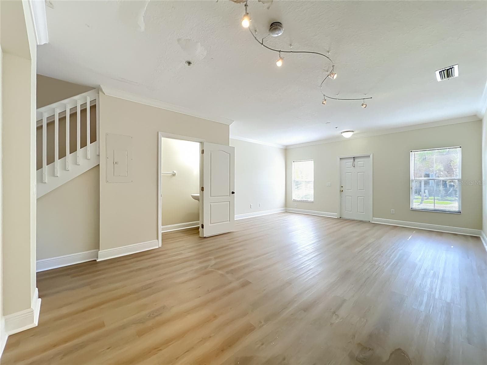 Townhouse at 13232 DANIELS LANDING CIR, WINTER GARDEN, photo 7 of 26