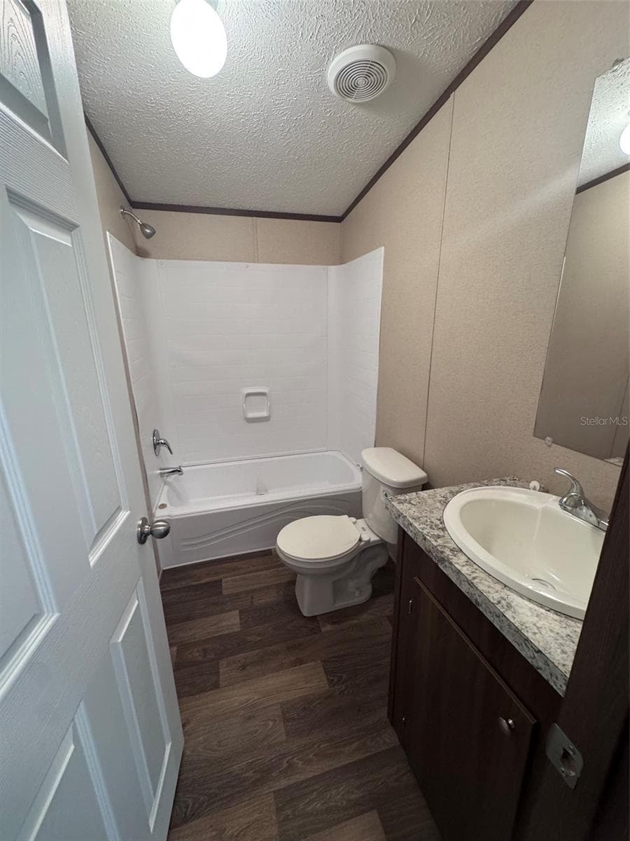 Manufactured Home at 11801 NW 20TH ST, OCALA, photo 9 of 13