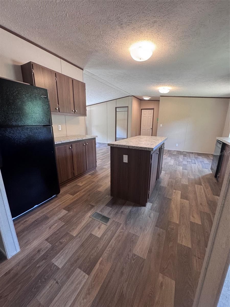 Manufactured Home at 11801 NW 20TH ST, OCALA, photo 12 of 13