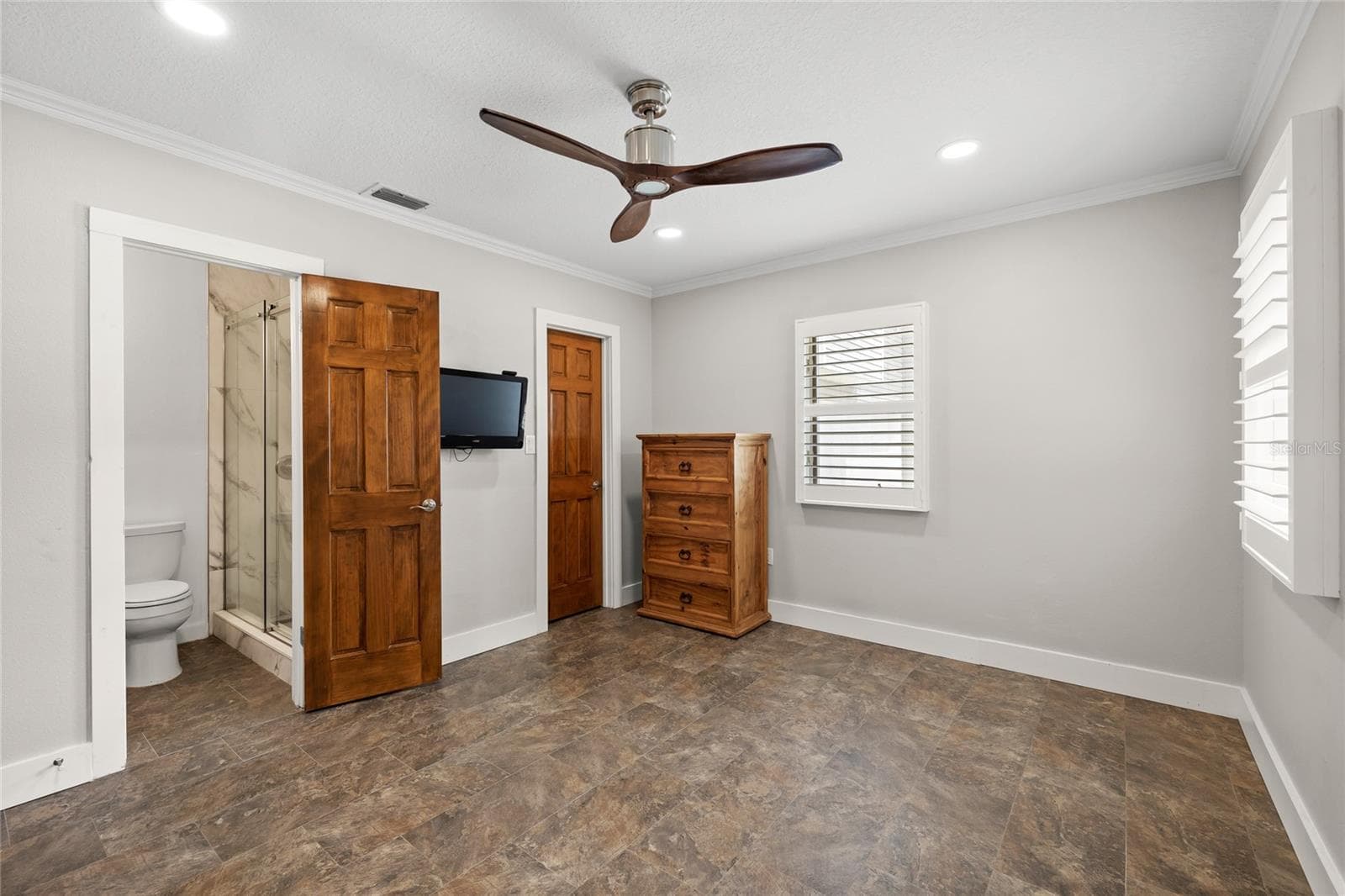 Single Family Residence at 240 W 7TH ST, CHULUOTA, photo 27 of 83