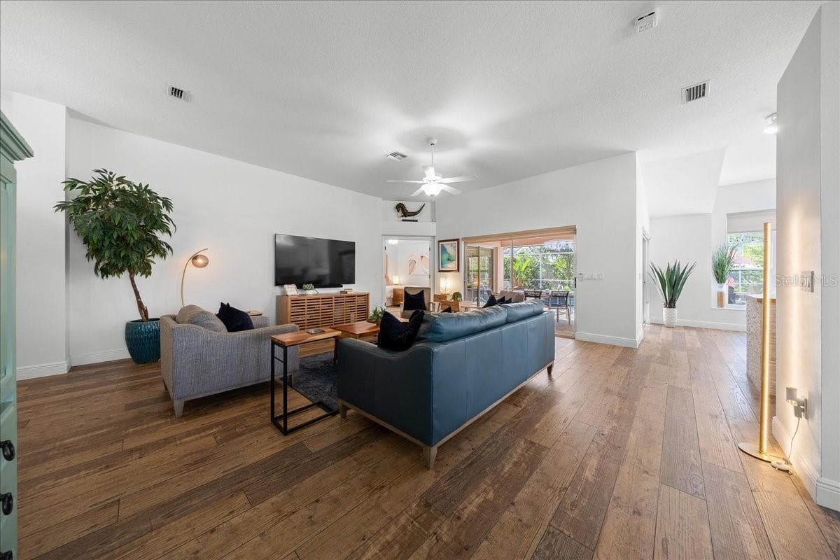 Knock-Down Ceilings - VILLAGES SUMTER, THE VILLAGES