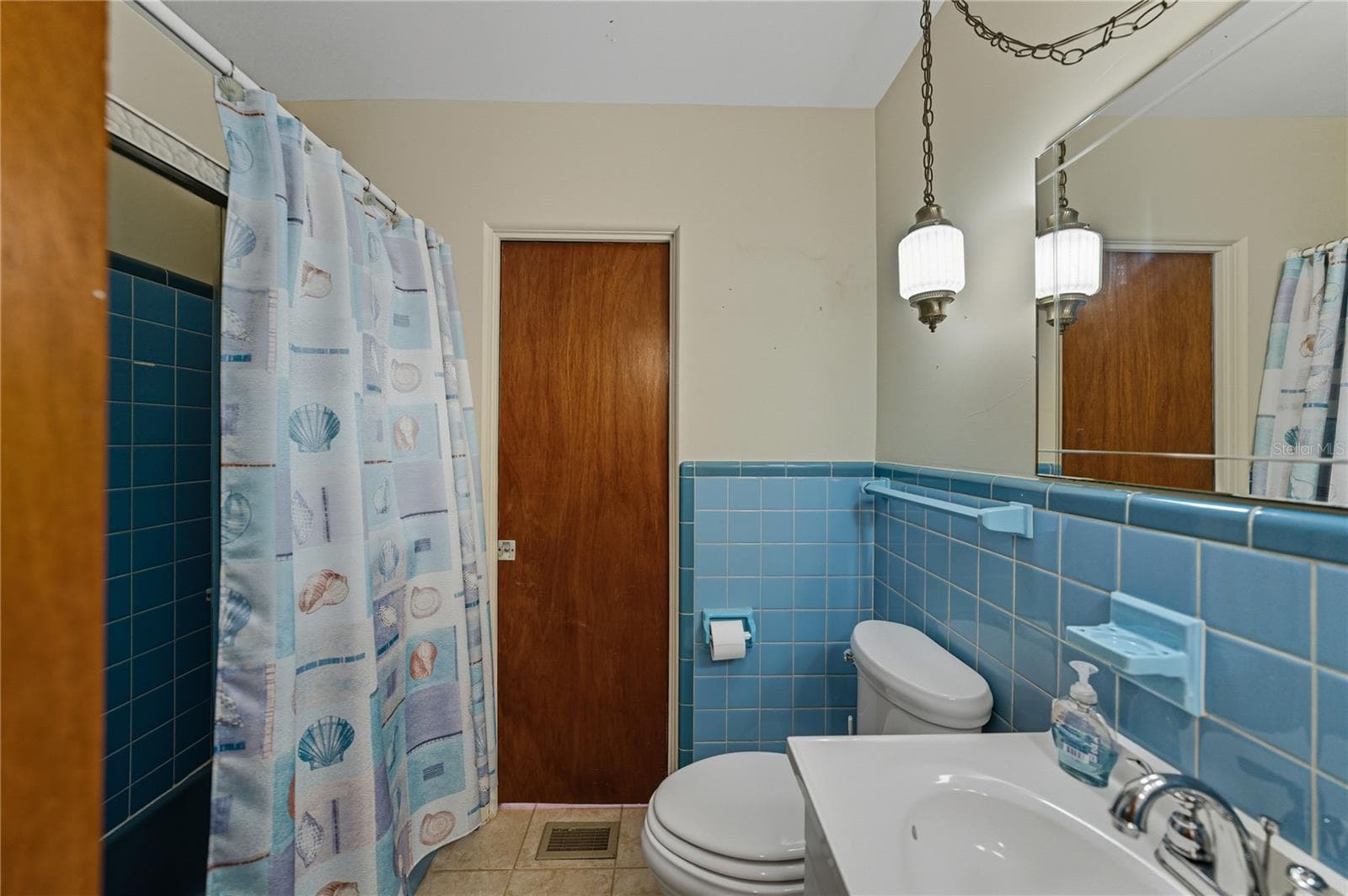 Single Family Residence at 307 GLENDALE ST, LAKELAND, photo 20 of 28
