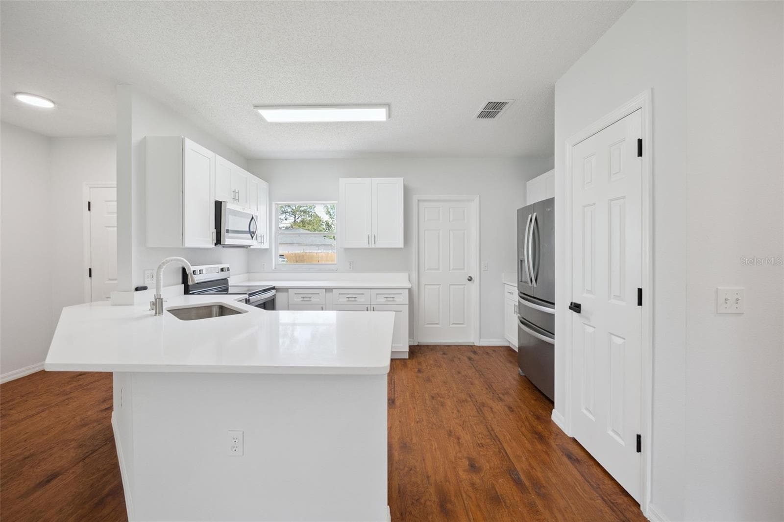 Single Family Residence at 20 COVENTRY CT, KISSIMMEE, photo 15 of 31