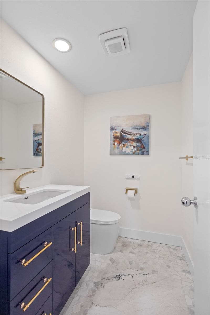Condominium at 2450 HARBOURSIDE DR #244, LONGBOAT KEY, photo 34 of 59
