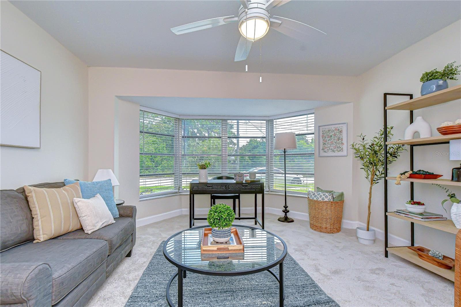 Single Family Residence at 2167 LAKEVIEW RD, CLEARWATER, photo 15 of 37