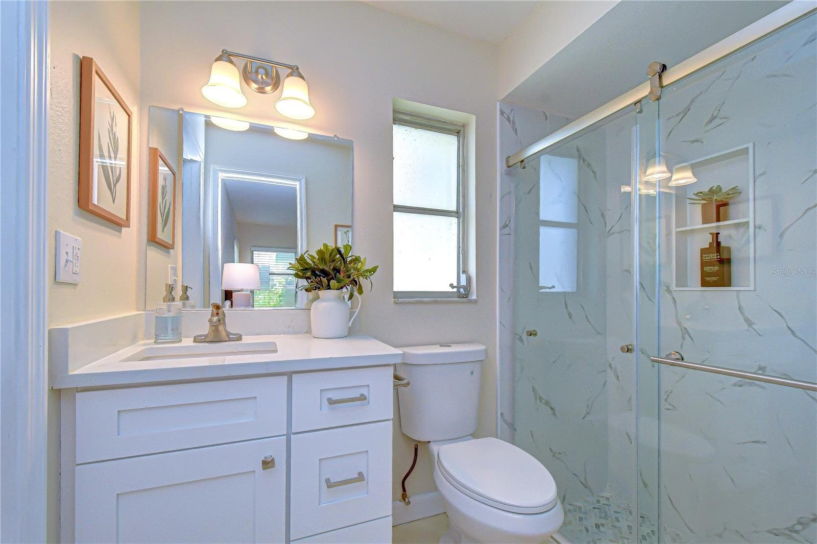 Single Family Residence at 2167 LAKEVIEW RD, CLEARWATER, photo 19 of 37