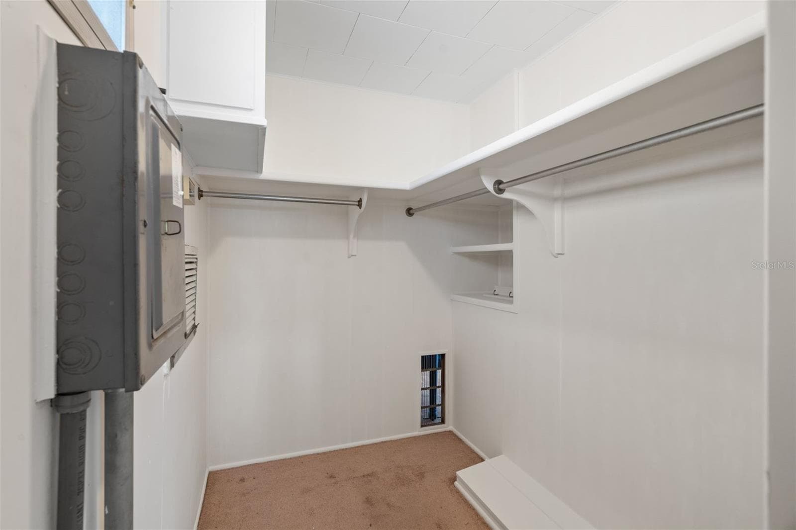 Mobile Home at 4851 W GANDY BLVD #B9L36, TAMPA, photo 31 of 45