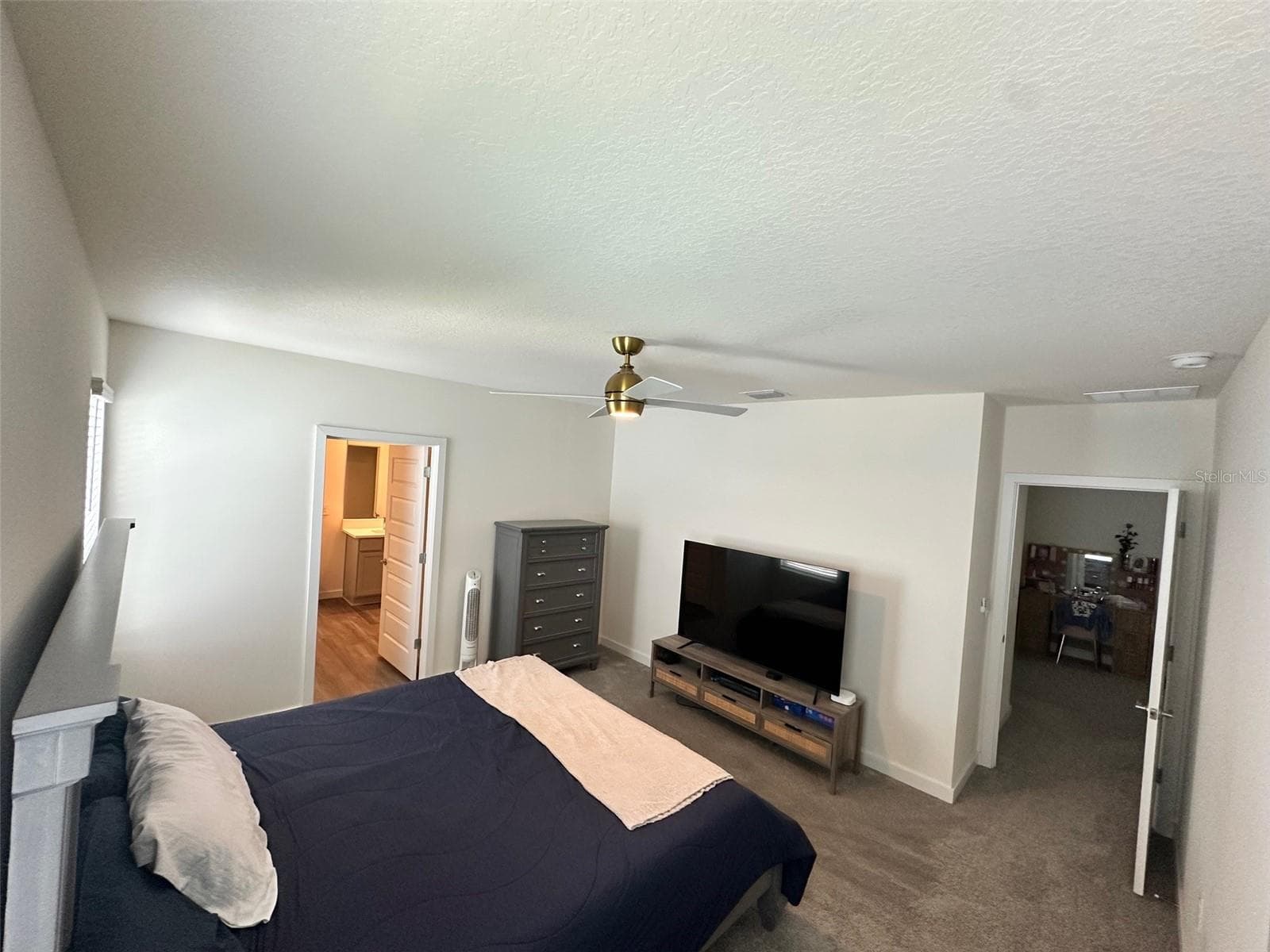 Single Family Residence at 17111 BARNWOOD PL, BRADENTON, photo 5 of 15