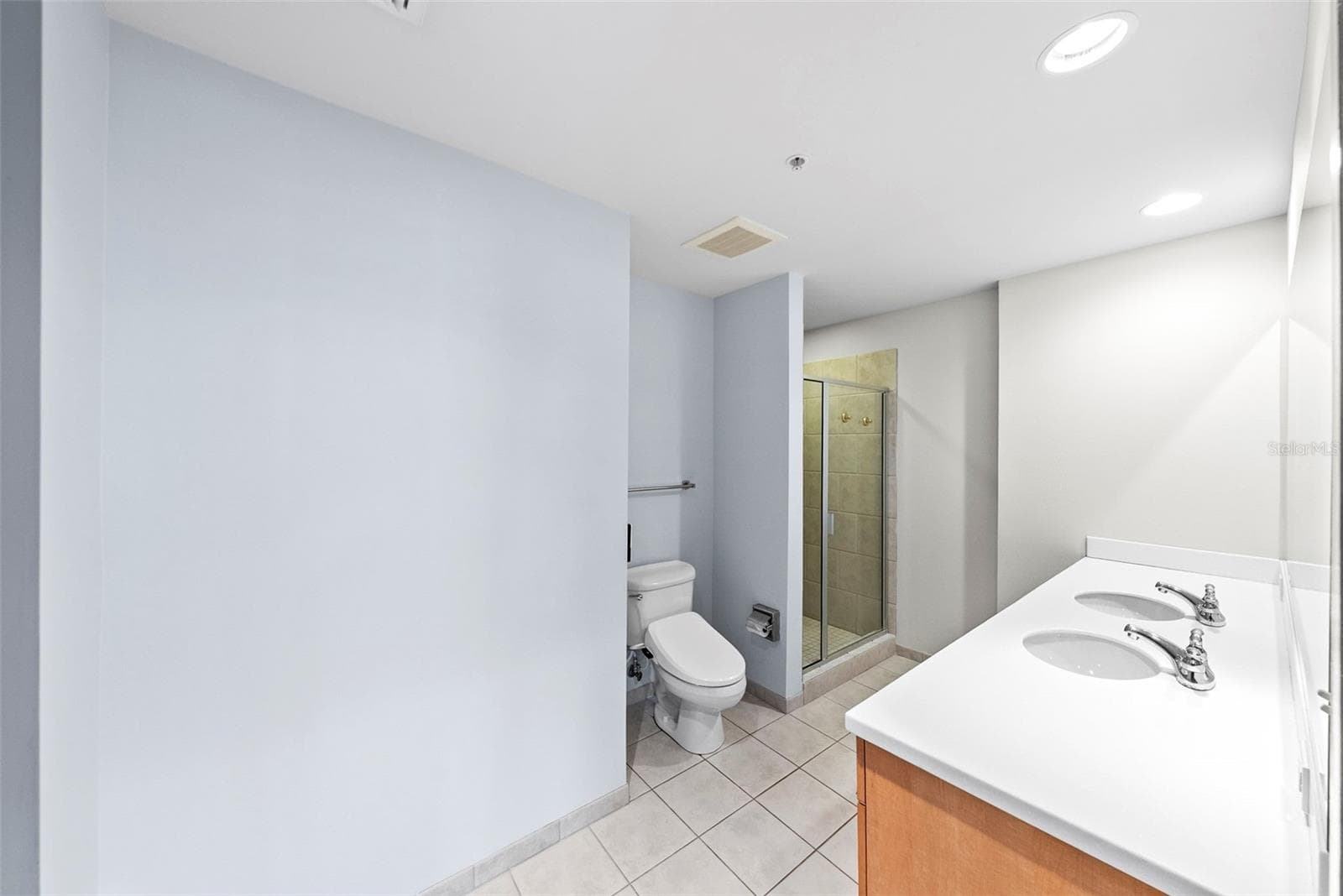 Condominium at 1120 E KENNEDY BLVD #618, TAMPA, photo 16 of 30