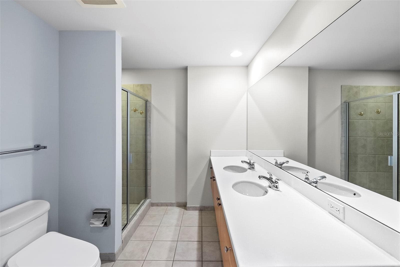 Condominium at 1120 E KENNEDY BLVD #618, TAMPA, photo 17 of 30