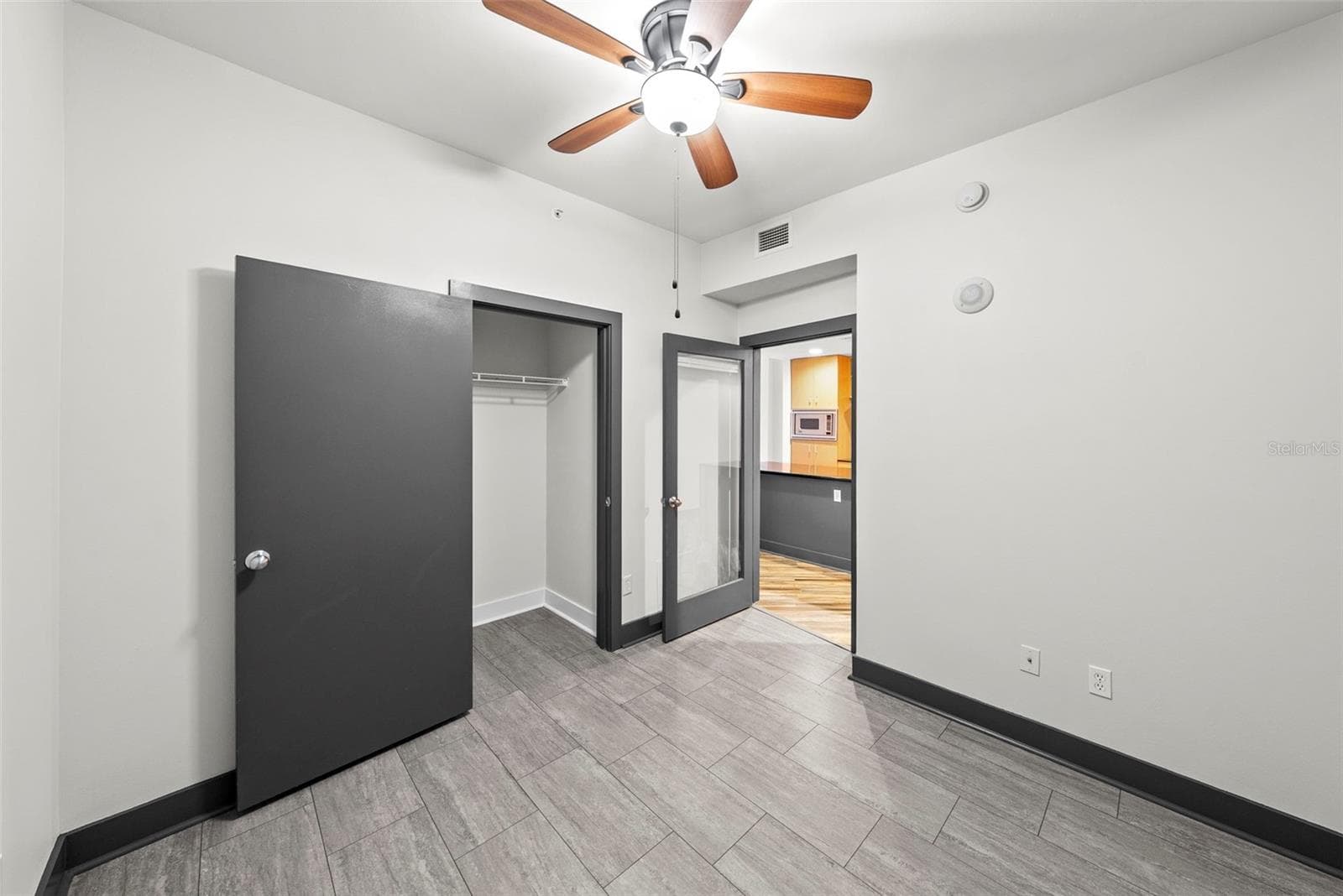 Condominium at 1120 E KENNEDY BLVD #618, TAMPA, photo 19 of 30