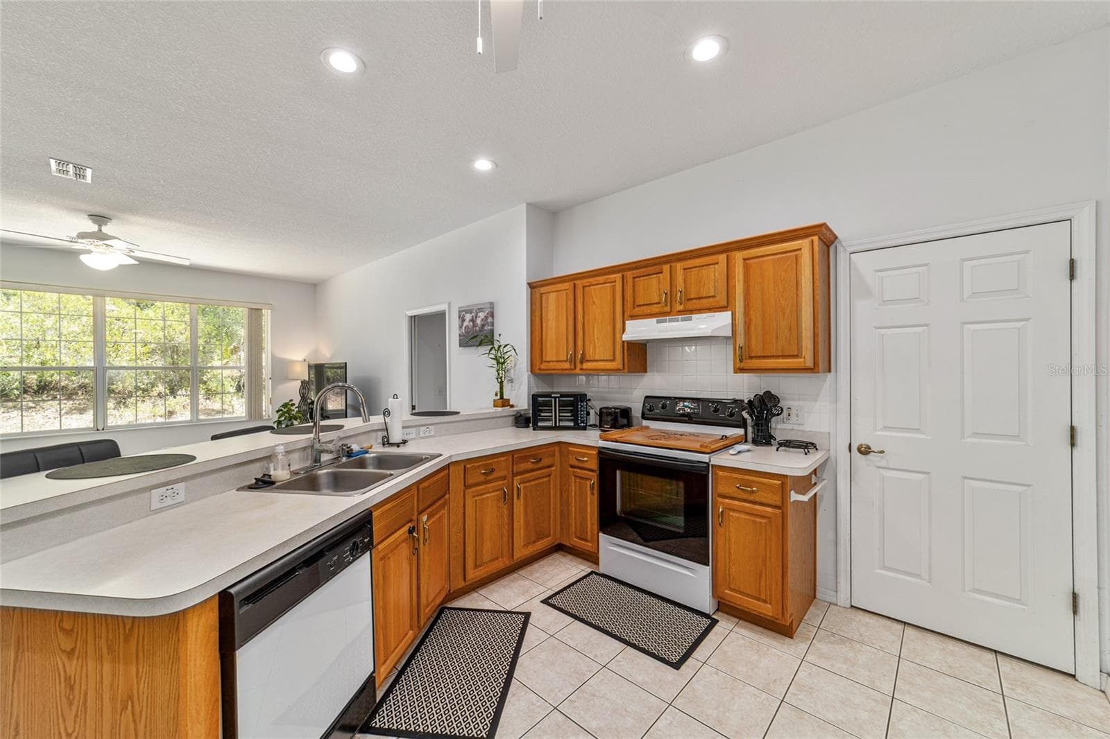 Single Family Residence at 20870 SW 90TH LOOP, DUNNELLON, photo 4 of 25