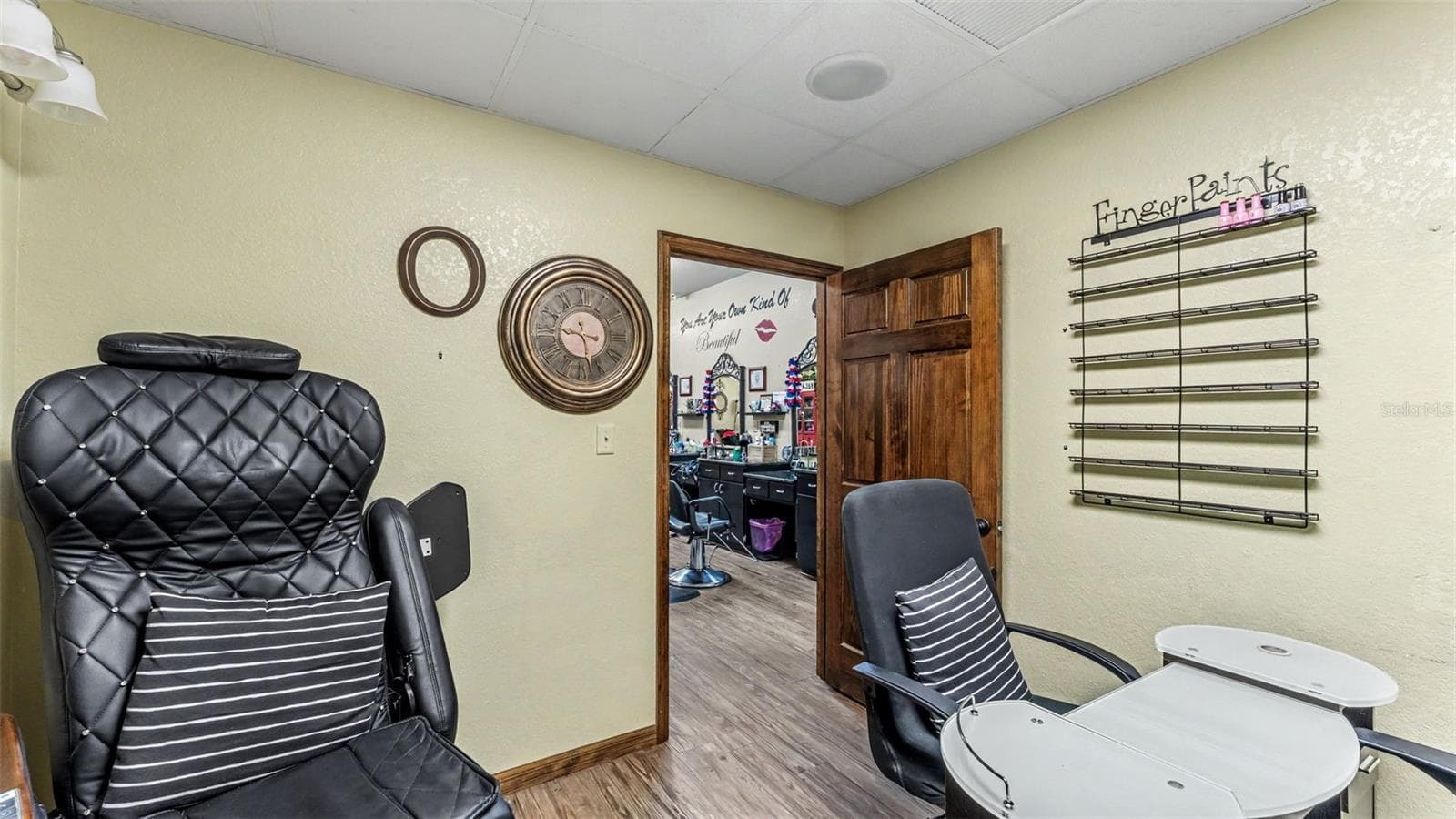 Business at 565 W MAIN ST, BARTOW, photo 16 of 38