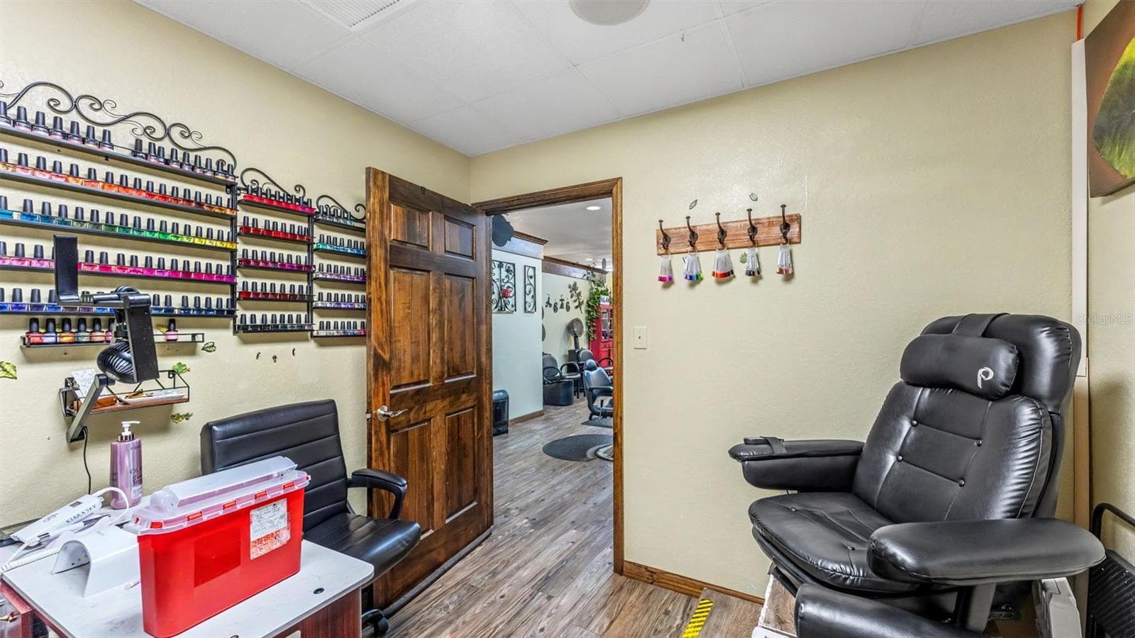 Business at 565 W MAIN ST, BARTOW, photo 21 of 38