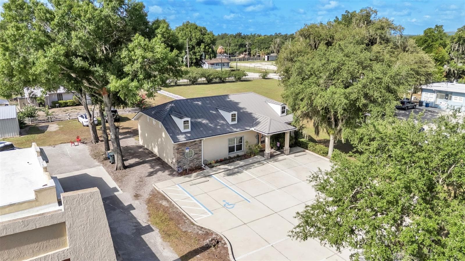 Business at 565 W MAIN ST, BARTOW, photo 30 of 38