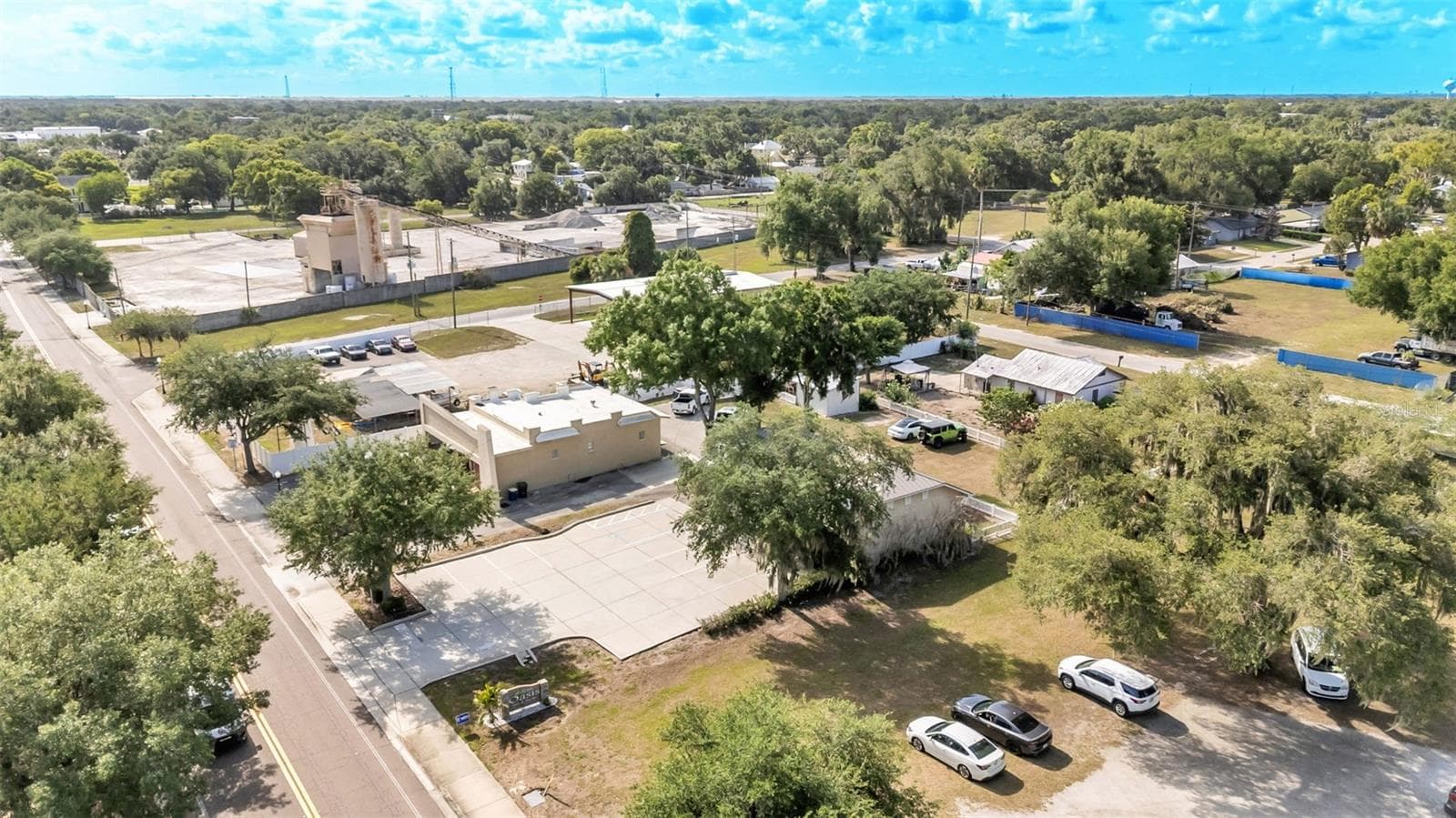 Business at 565 W MAIN ST, BARTOW, photo 31 of 38