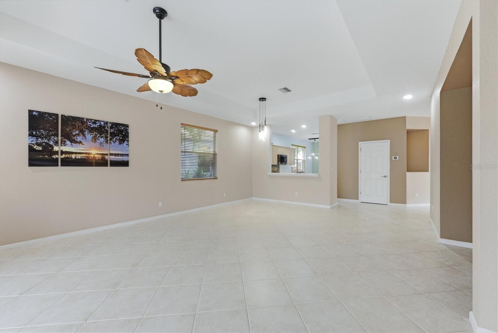 Family Room - 3275 OSPREY LN, PORT CHARLOTTE