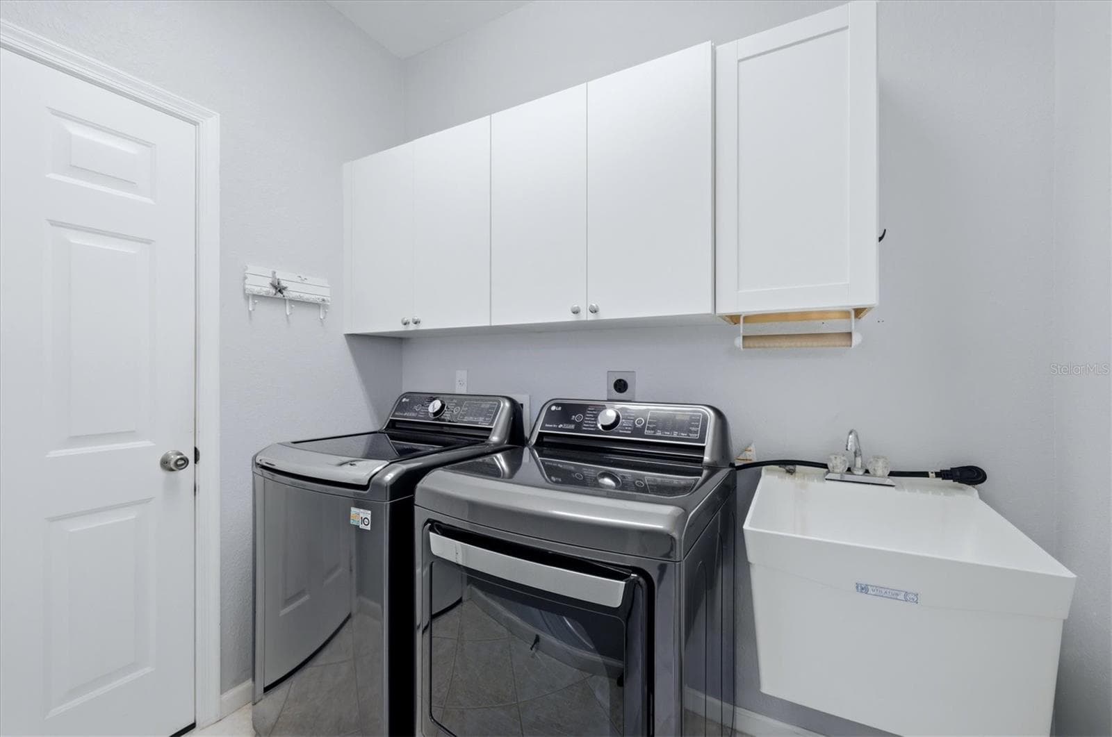 Laundry - 3275 OSPREY LN, PORT CHARLOTTE