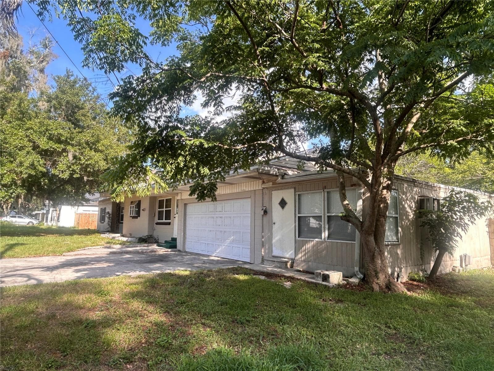 Single Family Residence at 2009 POE ST, LAKELAND, photo 2 of 31