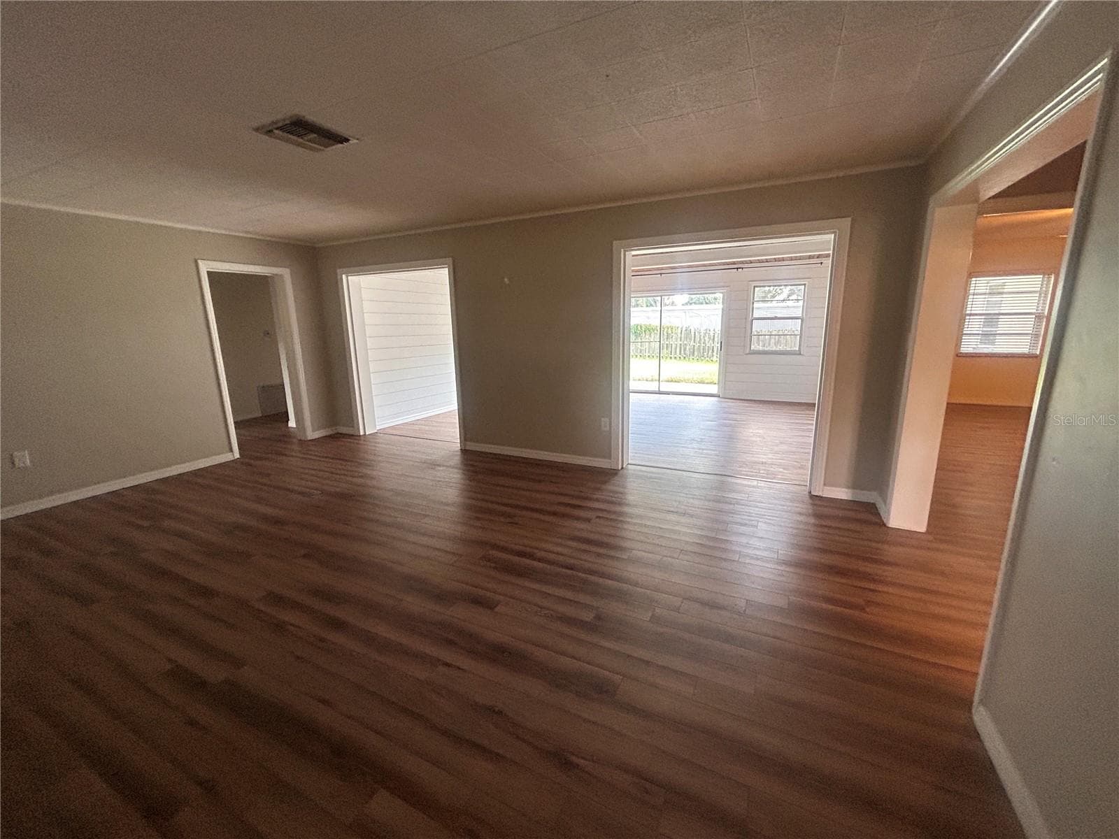 Single Family Residence at 2009 POE ST, LAKELAND, photo 9 of 31