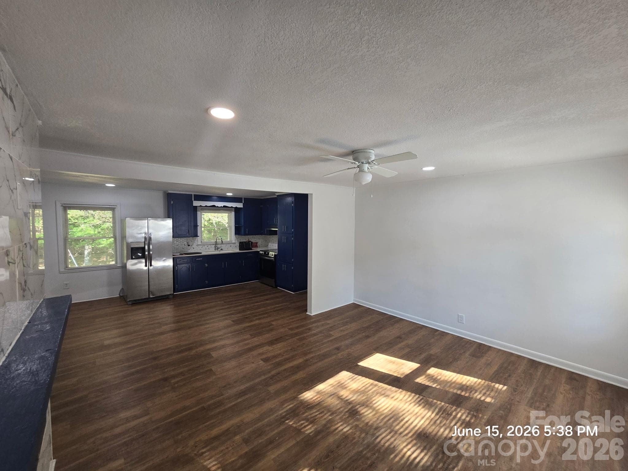 Single Family Residence at Lancaster, photo 6 of 21