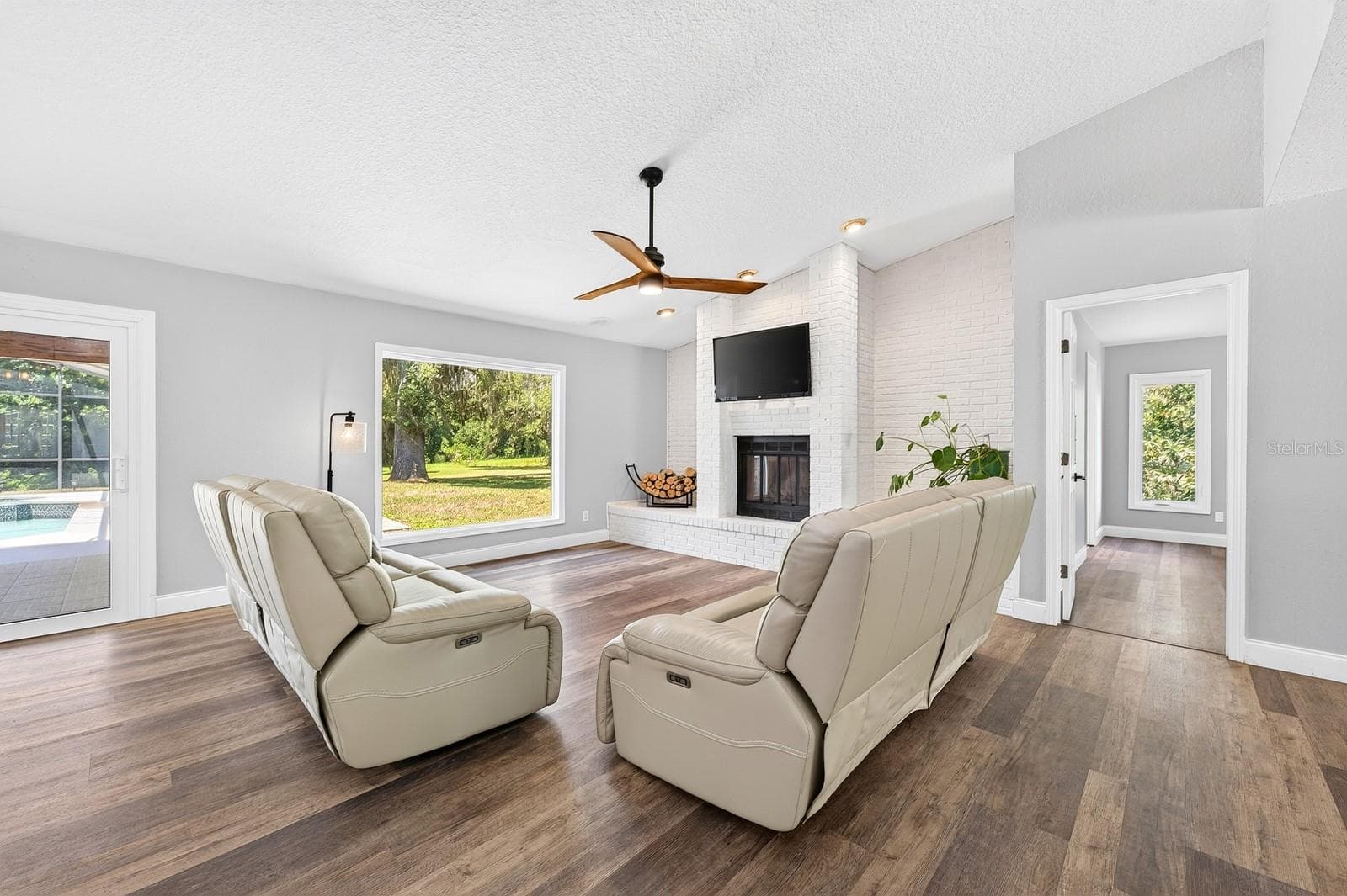 Natural light fills every space. - 1600 E 10TH ST, ST CLOUD