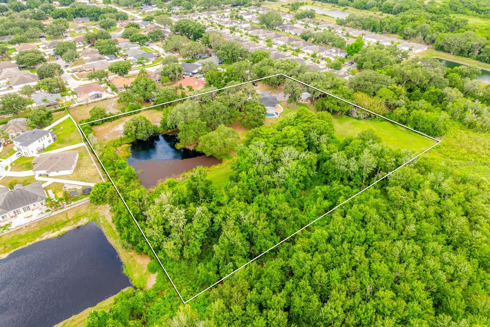 5 acres of tranquil bliss! - 1600 E 10TH ST, ST CLOUD