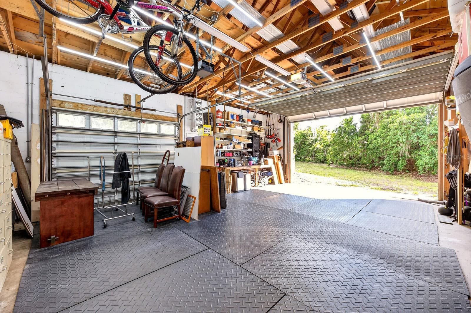 Detached garage/workshop. - 1600 E 10TH ST, ST CLOUD