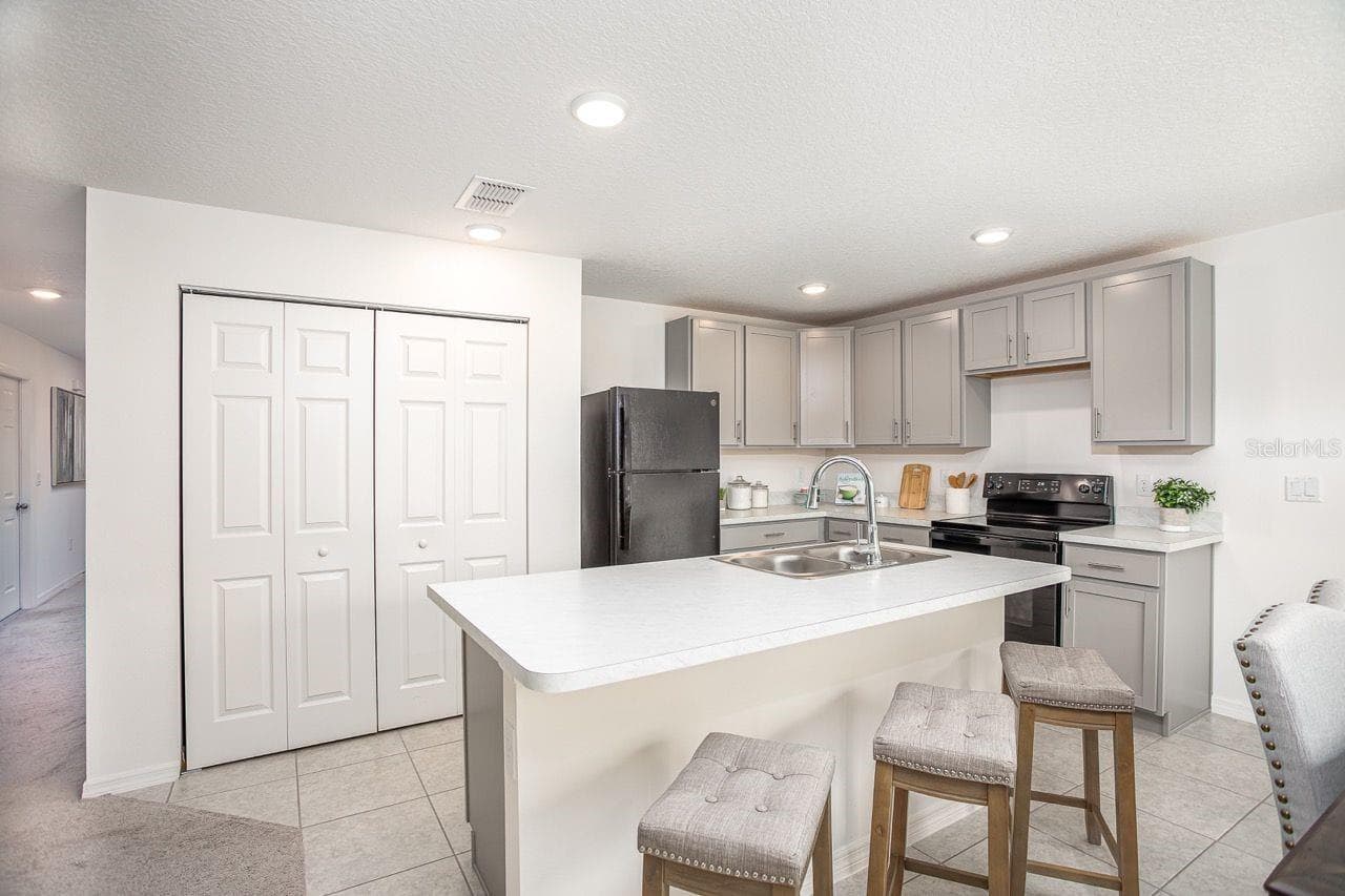 Model home - actual features may vary. - 12485 GULLIVER RD, SPRING HILL