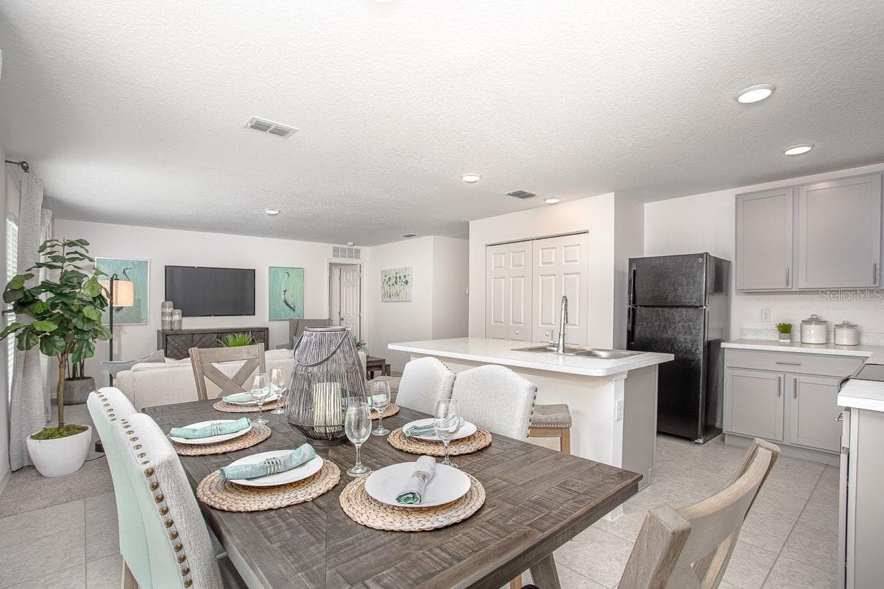 Model home - actual features may vary. - 12485 GULLIVER RD, SPRING HILL