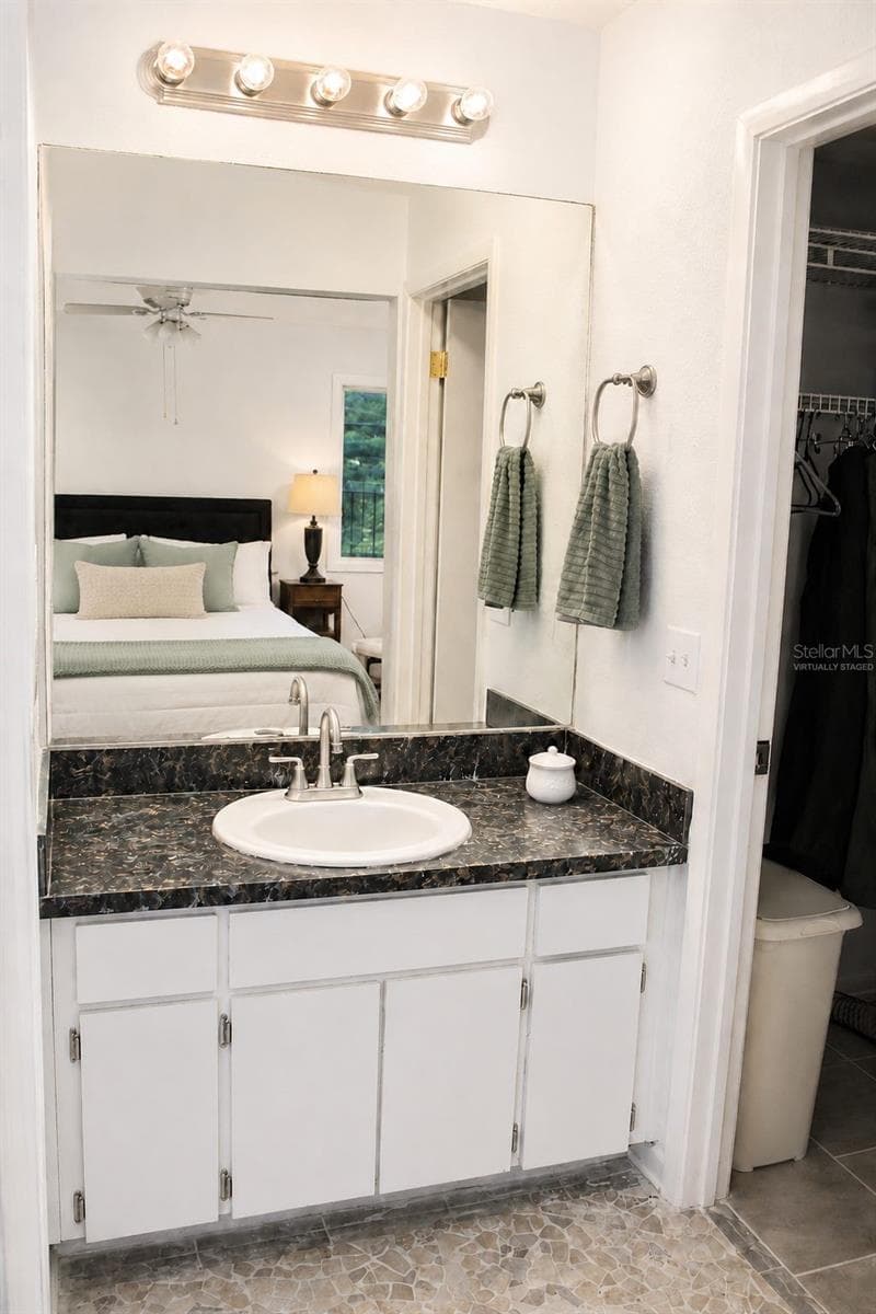 Virtually staged photo. Primary Bathroom - 2008 HOUNDSLAKE DR, WINTER PARK