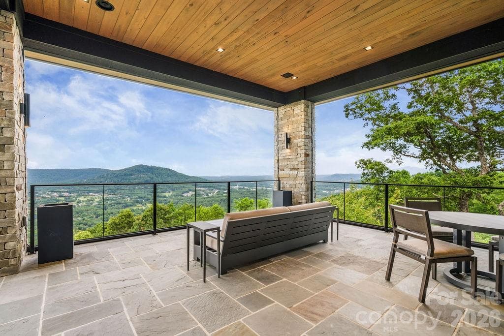 Single Family Residence at 510 Cloud Top Way, Arden, photo 14 of 47
