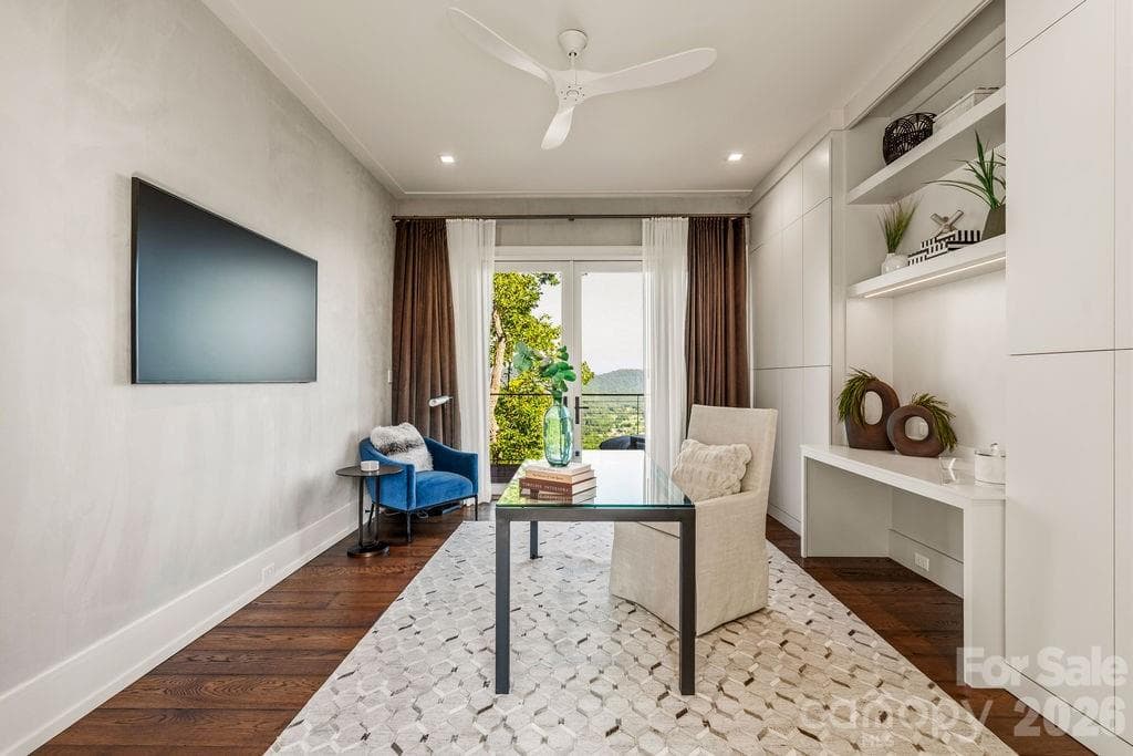 Single Family Residence at 510 Cloud Top Way, Arden, photo 21 of 47