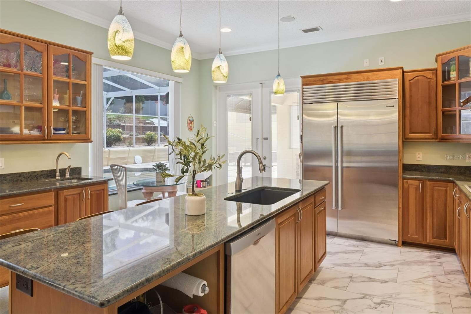 Bosch double-oven - 12128 LAKESHORE DR, CLERMONT