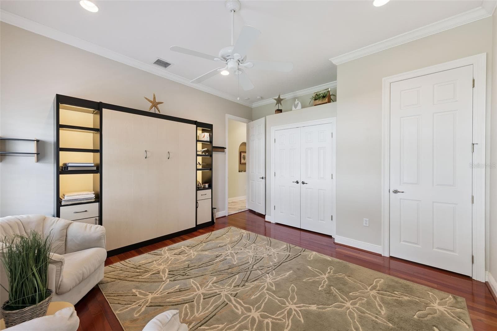 Bedroom #2 with en-suite - 12128 LAKESHORE DR, CLERMONT