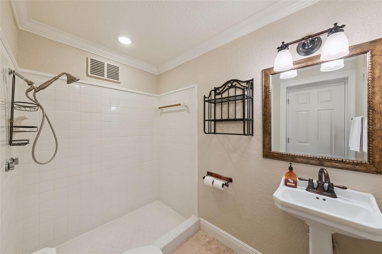 Full bathroom inside bunker house - 12128 LAKESHORE DR, CLERMONT