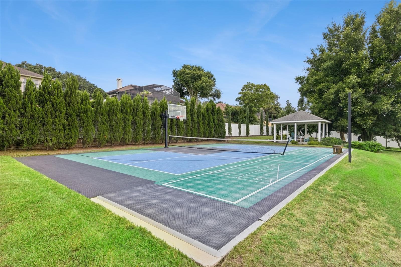 Basketball & pickleball court - 12128 LAKESHORE DR, CLERMONT