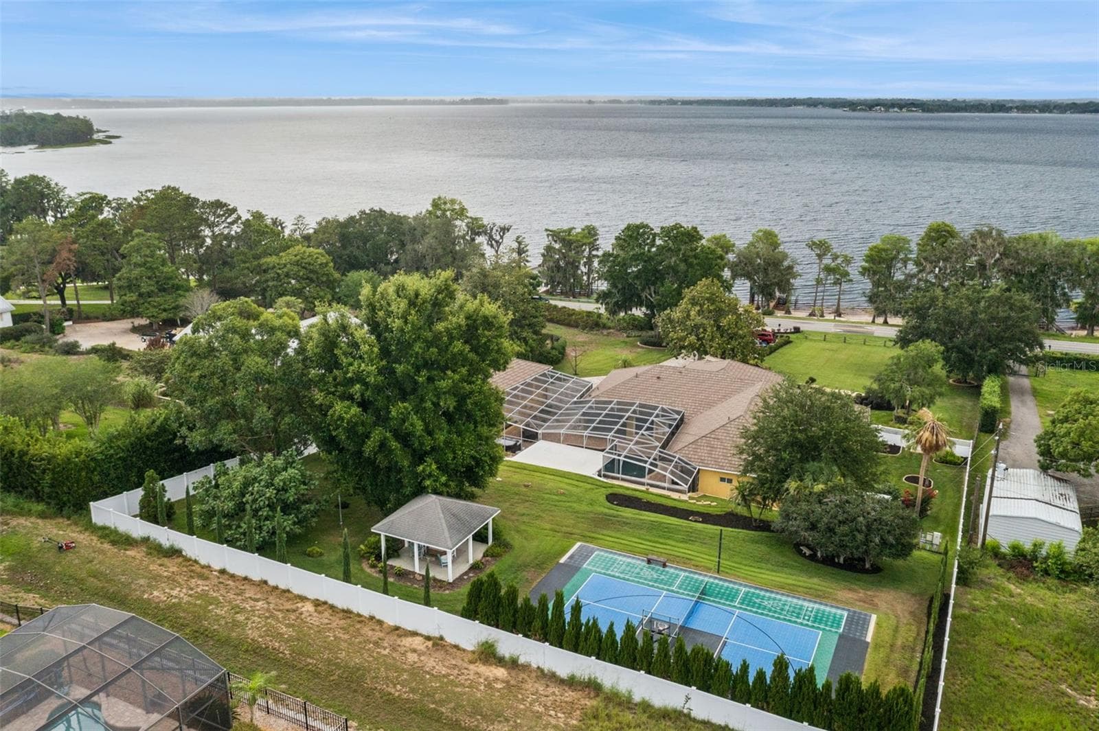 Single Family Residence at 12128 LAKESHORE DR, CLERMONT, photo 51 of 59
