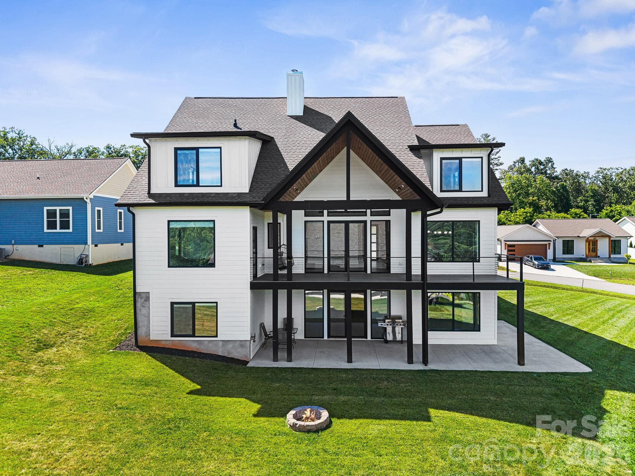 Single Family Residence at 1026 Hillside Ridge Road, Candler, photo 5 of 48