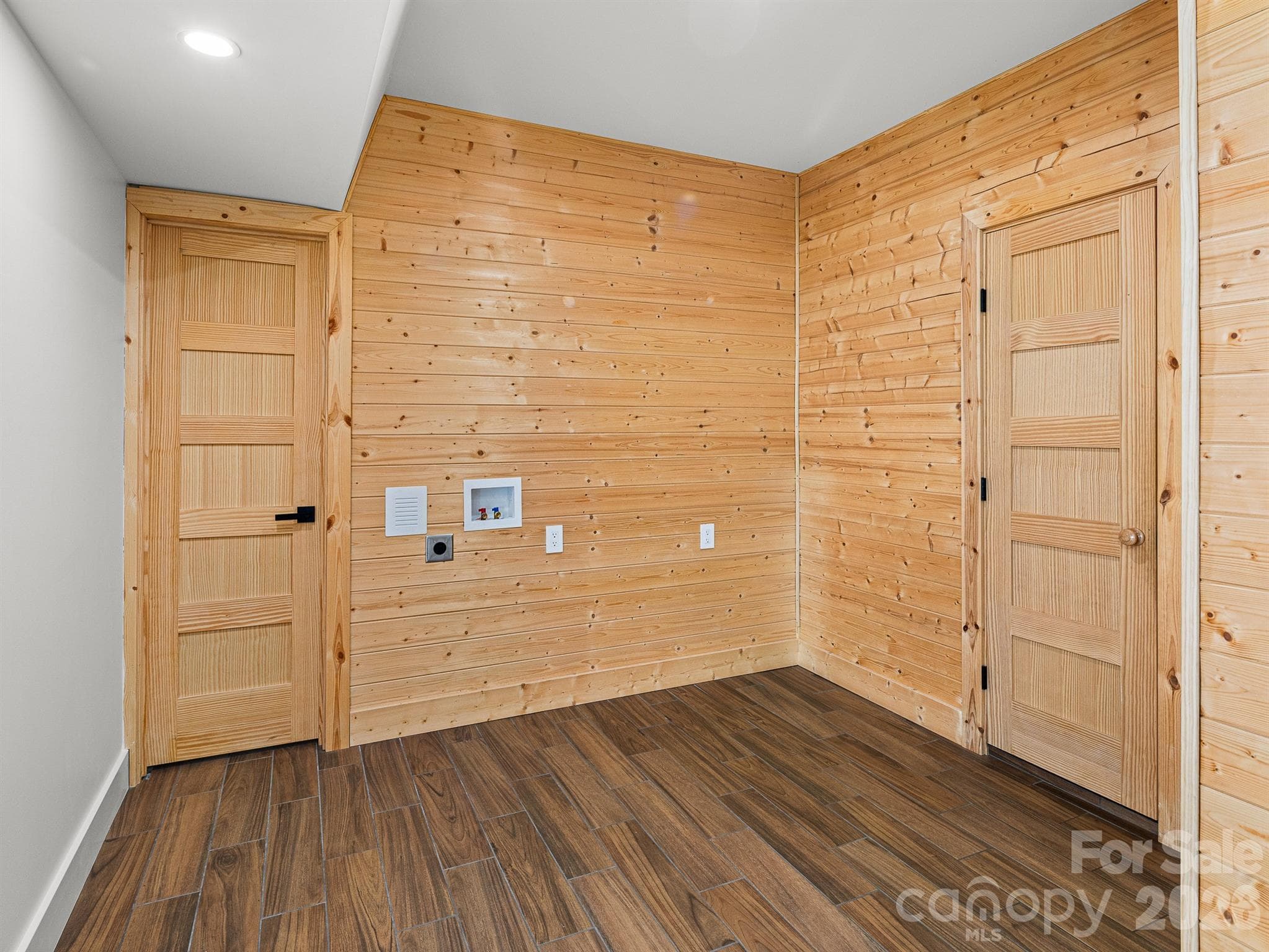 Single Family Residence at 1026 Hillside Ridge Road, Candler, photo 38 of 48