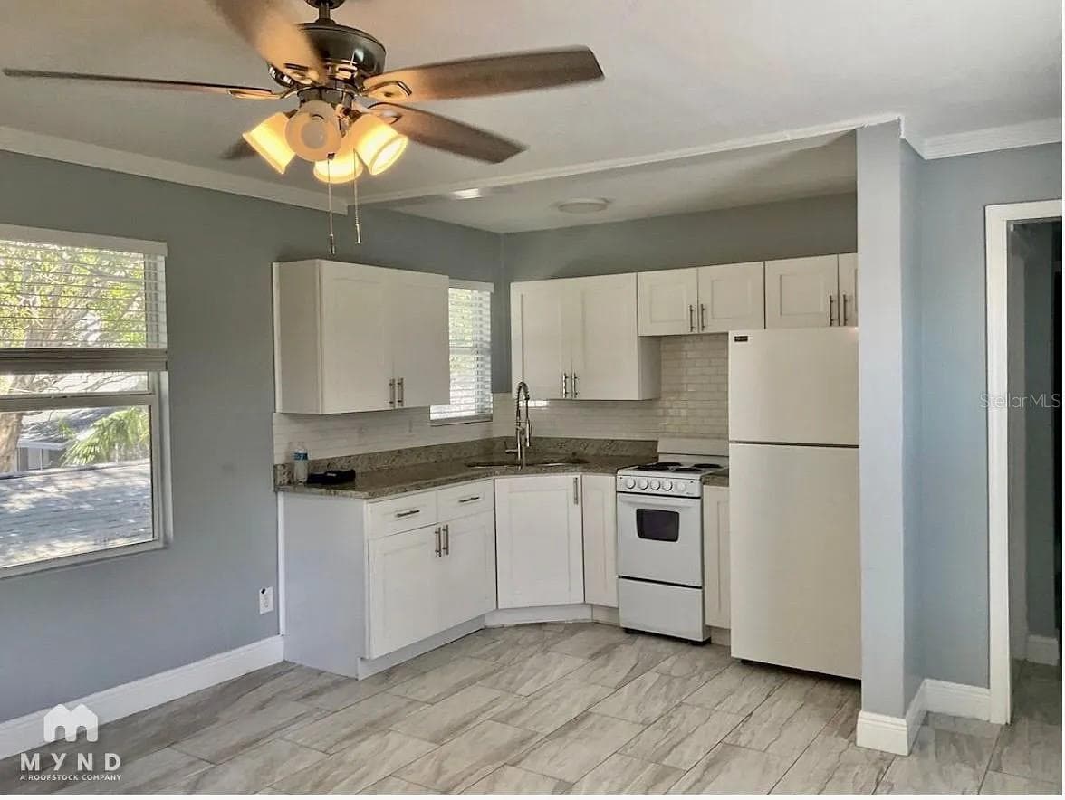 Multi-Family 5+ at 614 OAK AVE, CLEARWATER, photo 10 of 39